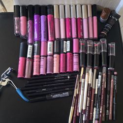 $30 Lot Of Misc Lip And Eyeliners