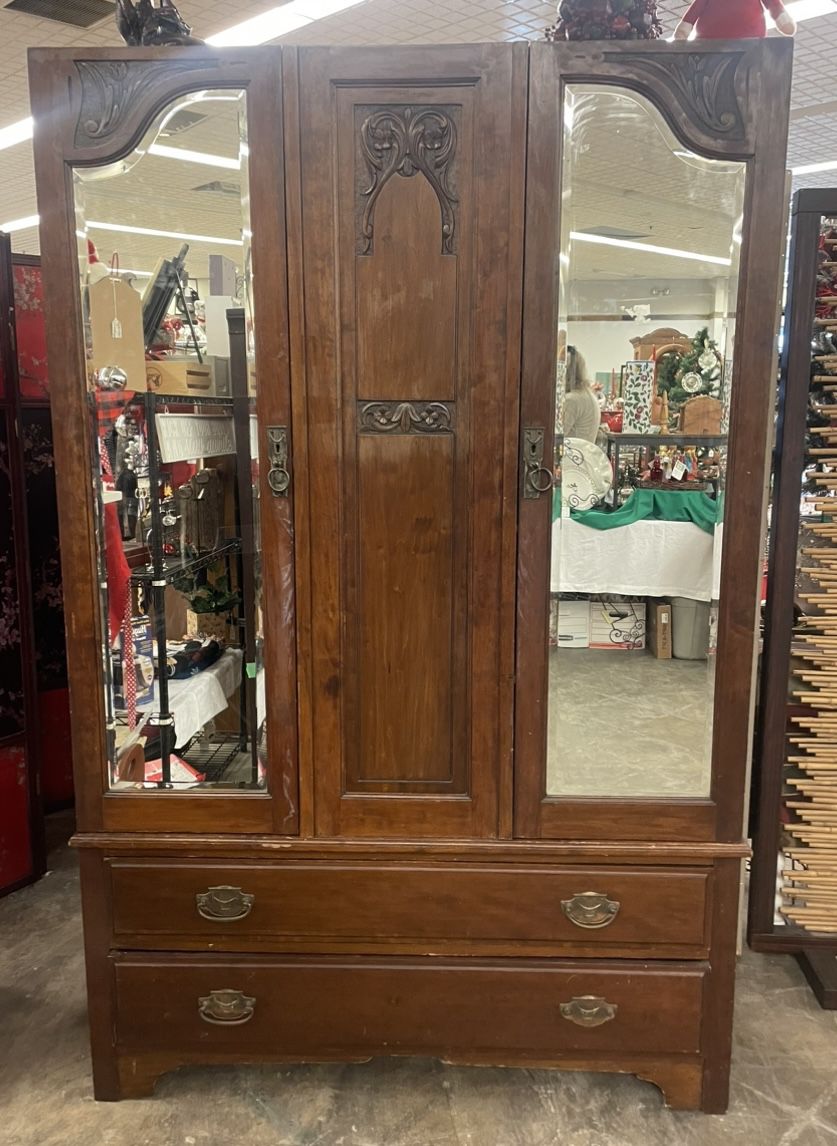 Early 20th Century Armoire 