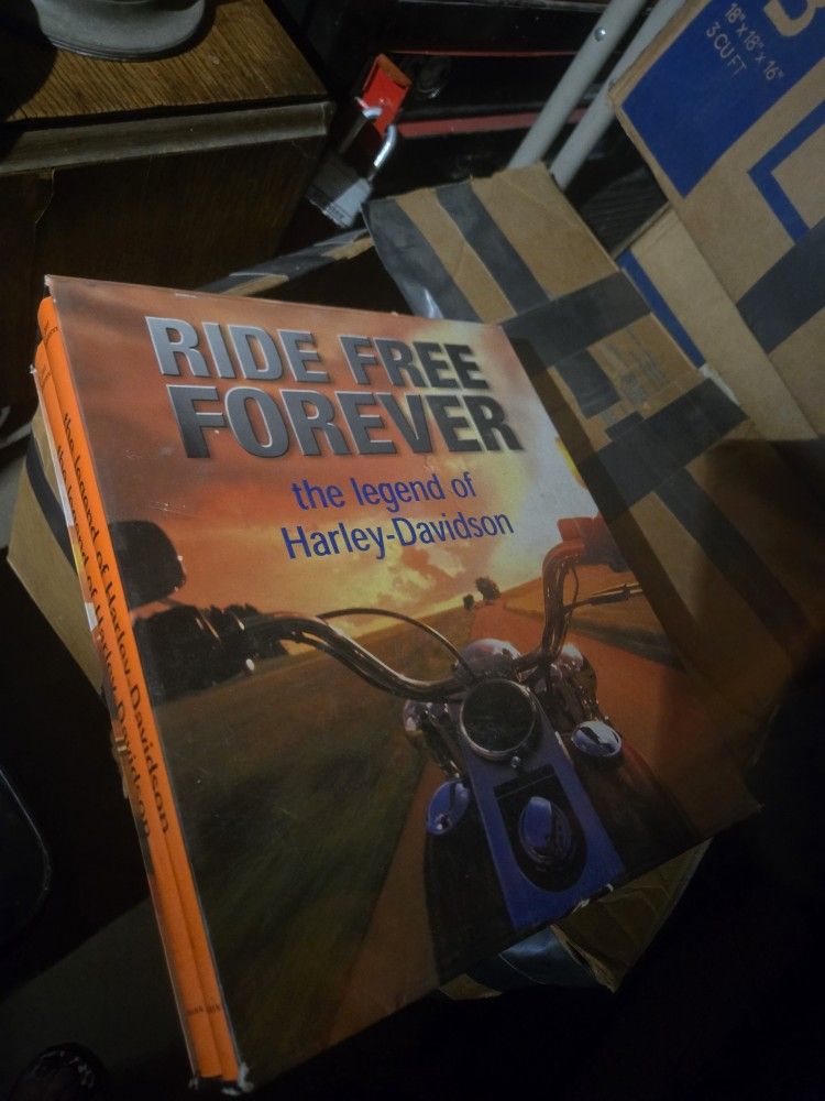 Harley Davidson Book Set