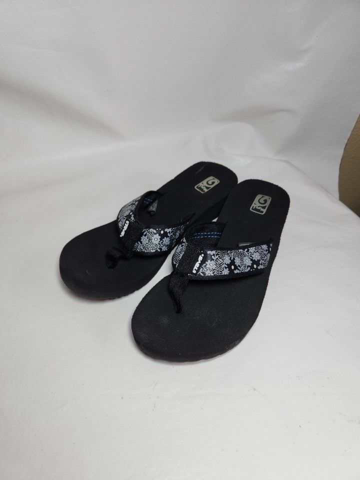 Teva Women’s Mush Thong Wedge Flip Flop Gray/Black Size 9 / 40