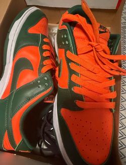 Nike DUNK LOW 'MIAMI HURRICANES' size 10