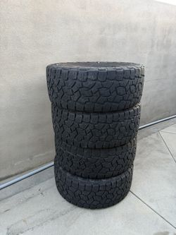 Toyo Tires - Open Country A/T lll 33x12.5 R18 LT
