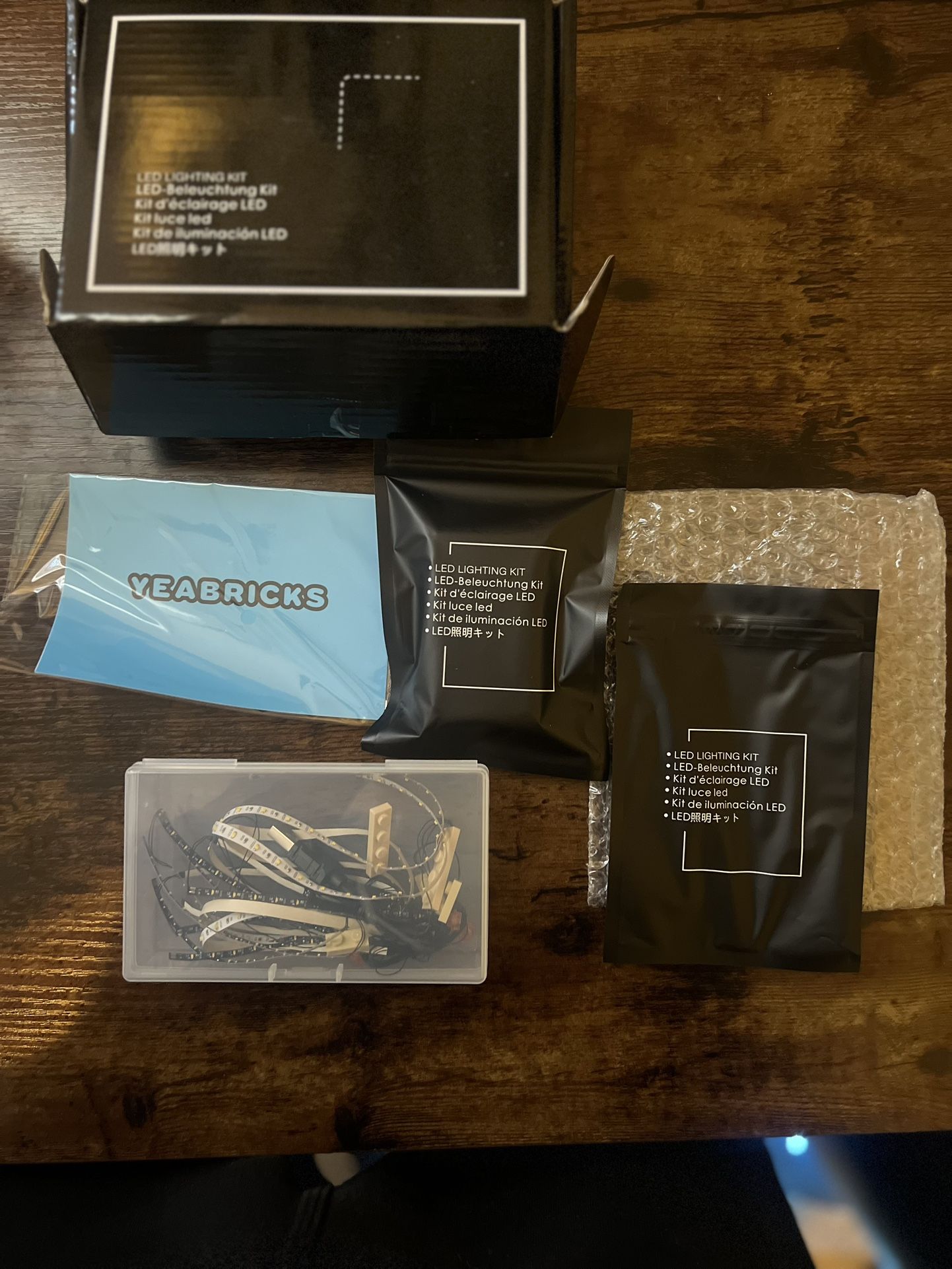 YEABRICKS LED Lighting Kit – Brand New