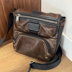 Tumi Alpha Bravo Barton Leather Crossbody Bag purse