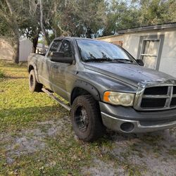 Dodge RAM 2005
