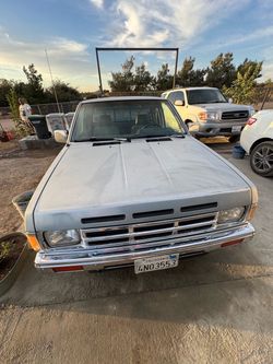 1992 Nissan Pickup