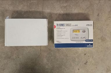 Programmable thermostat