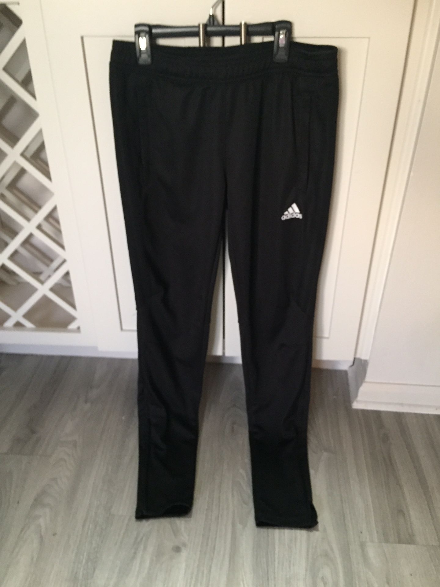 Women’s Adidas Pants SzS