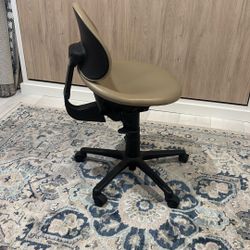 Ergonomic Office Chair 