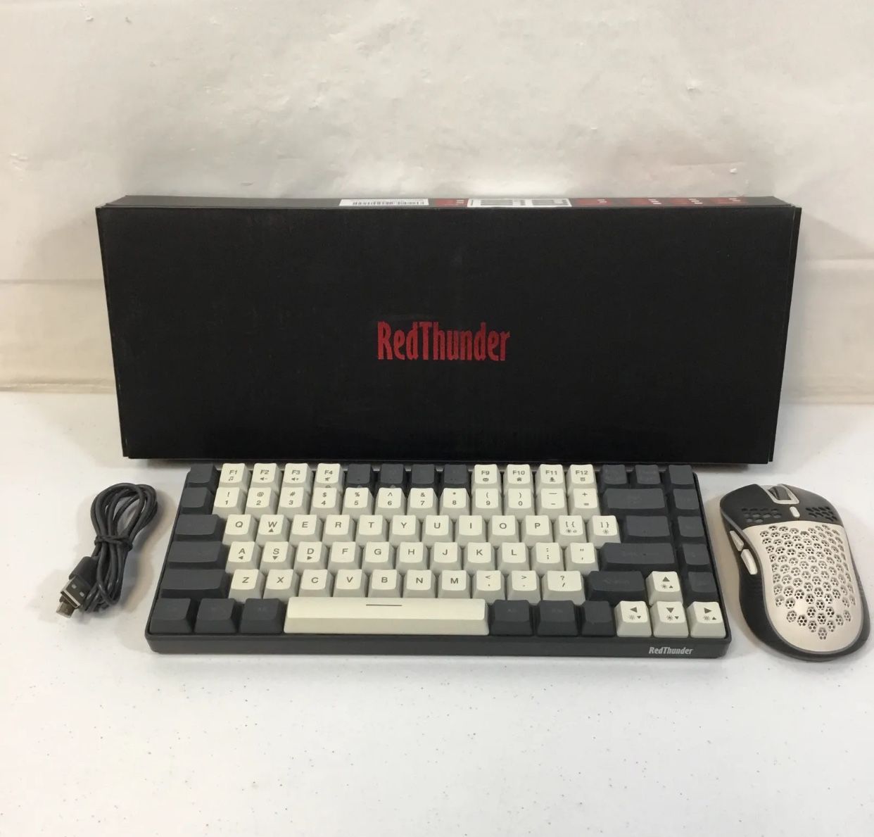 RedThunder K84 White Gray RGB Backlit Wireless Keyboard And Mouse Combo Used