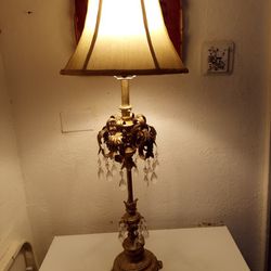 Pretty Lamp In Good Condition 34 In Tall 5 In Wide
