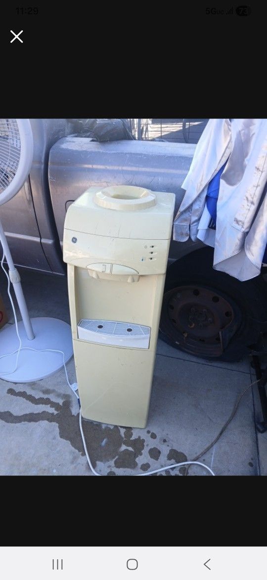 GE Water Dispenser