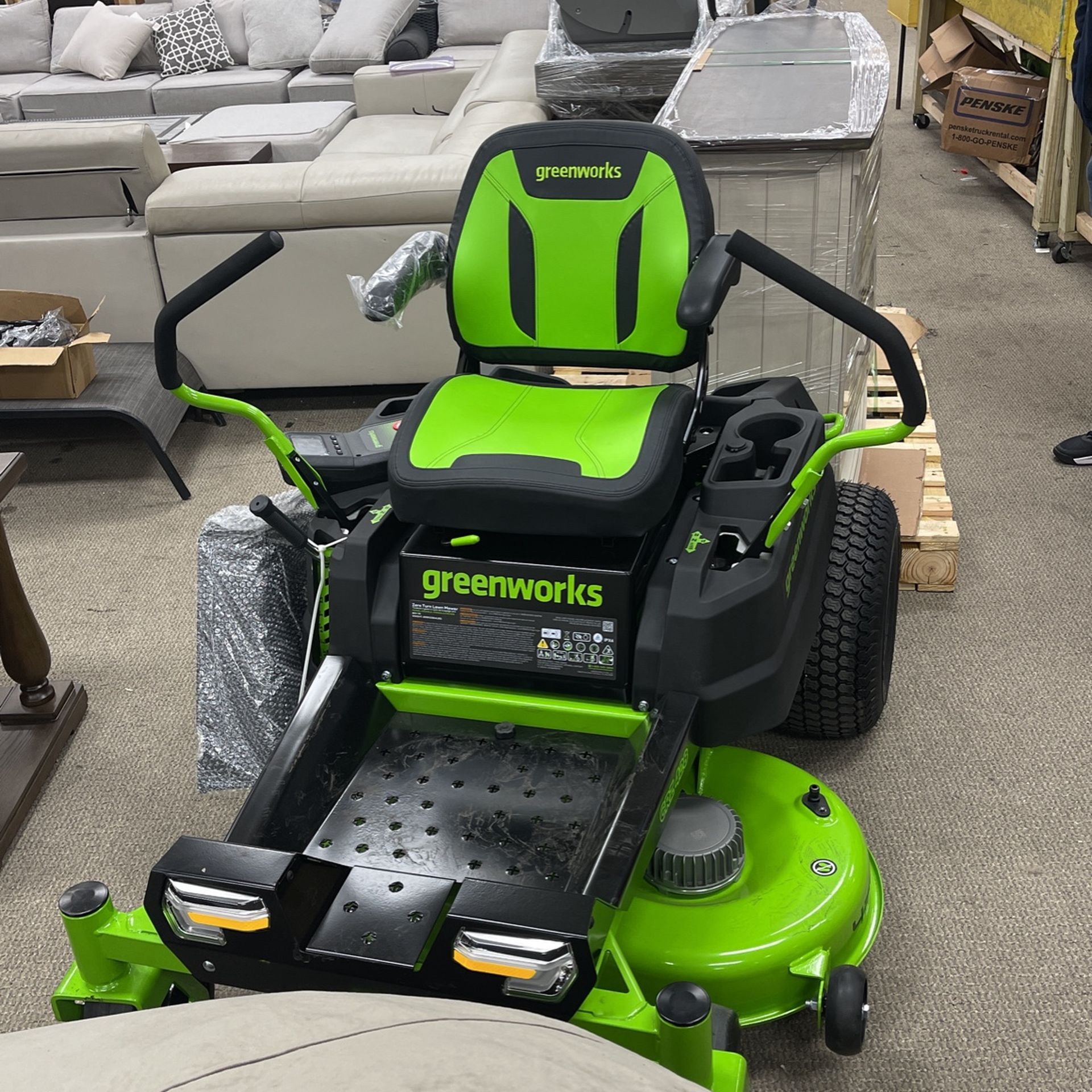 Greenworks Lawn Mower 42” 80V