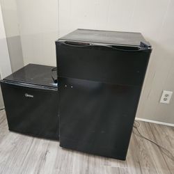 Mini Fridge And Freezer