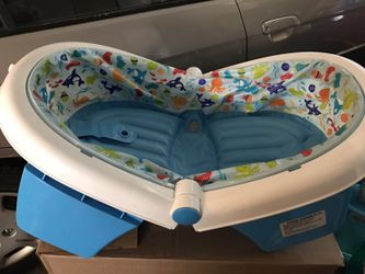 Baby bath tub
