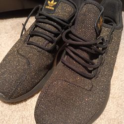 Adidas Black With Gold Sparkles Size 6 Women