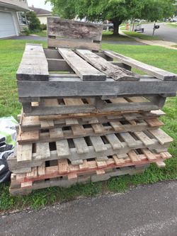 Free Pallets must pick up
