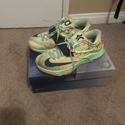 KD7 Easter Size 9