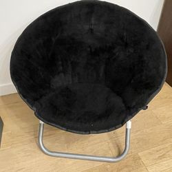 Black Saucer Chair