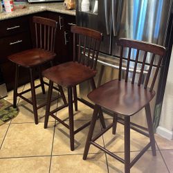 Set Of 3 Wooden Bar Stools 