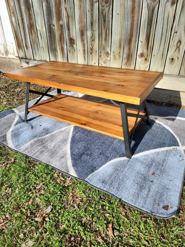 Coffee Table $10