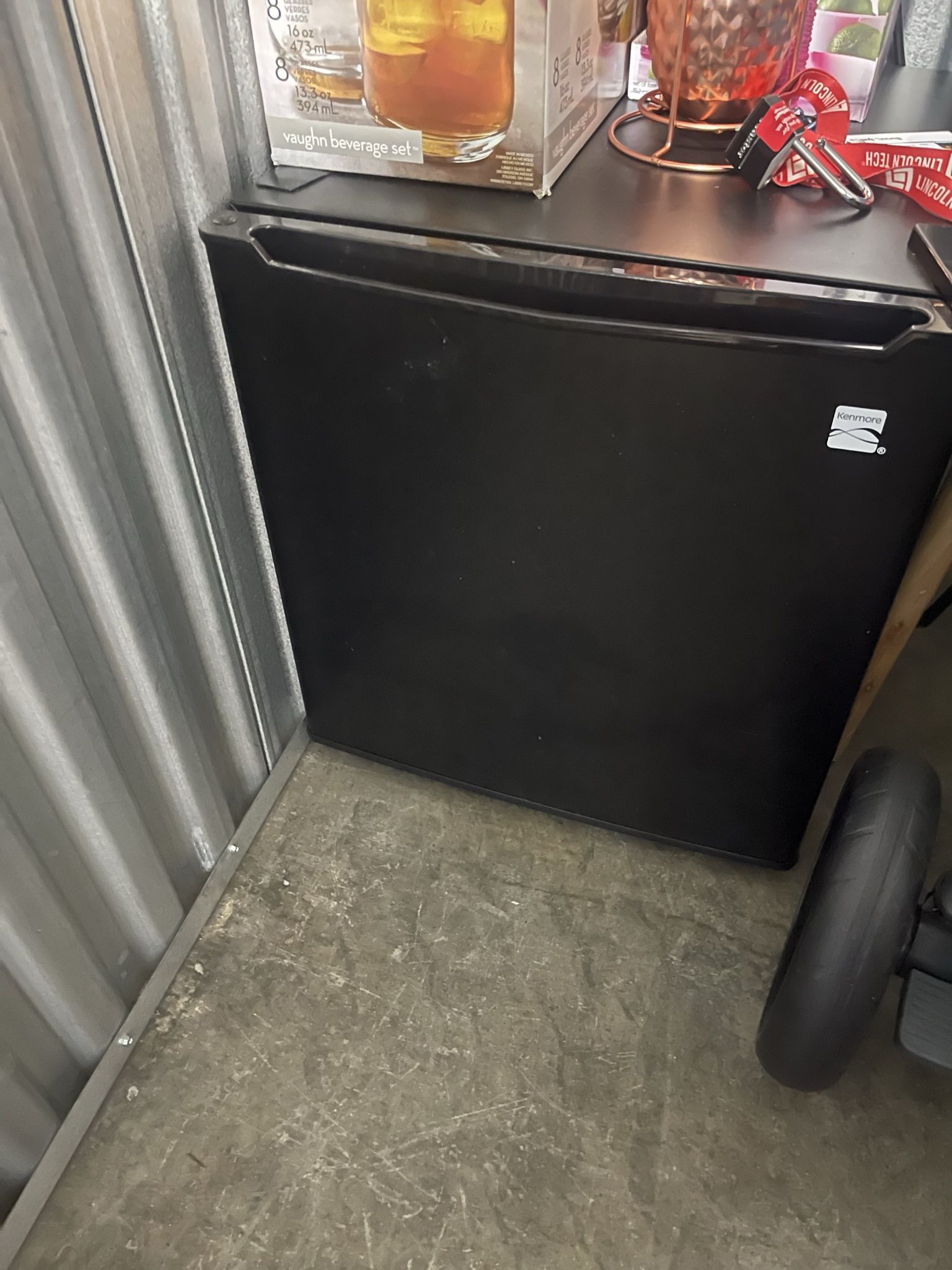 FREE!! MOVE OUT SALE!! (READ DESCRIPTION)