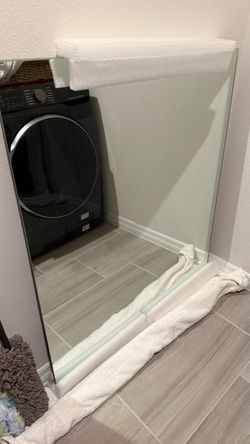 MIRROR - 42”x37” FRAMELESS
