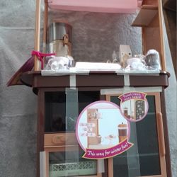 Our Generation Doll Choco Tastic Stand