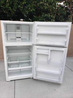 GE Refrigerator 21cu Ft 33x31x66👍👌3 MONTHS WARRANTY 