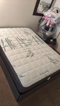 Full size mattress