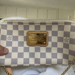 Louis Vuitton Inventuer 