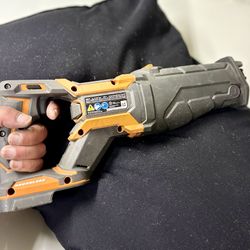 RIDGID 18V Brushless Cordless Reciprocating Saw (Tool Only)