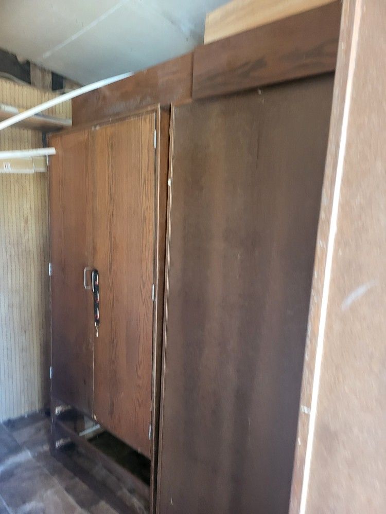 SHELVING ROLL OR Walldrop WOODEN CABINETS
