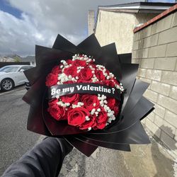 24 Red Rose, Flowers, Bouquet Arrangement