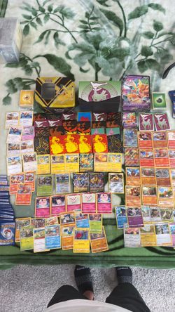 Large 200+ Pokemon Card Collection & Accessories