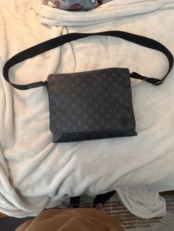 Louis Vuitton messenger bag