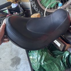 Harley Seat