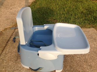 Booster chair - Portable & folds up!