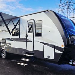 2021 Winnebago Voyage 3033BH