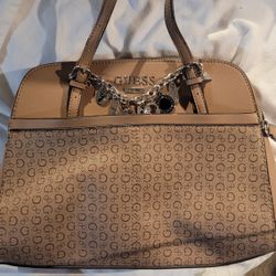 Gently Pre-owned GUESS PURSE w/ CHARM BRACELET 