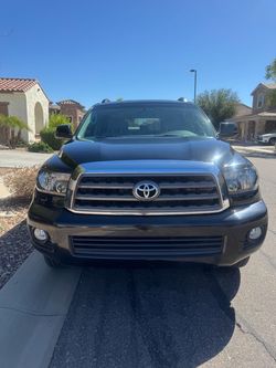 2010 Toyota Sequoia SR5 2wd
