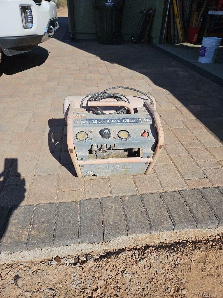 Air Compressor 