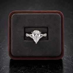 3 carat lab Diamond platinum setting size 7