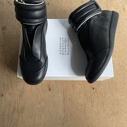 Maison Margiela Futures