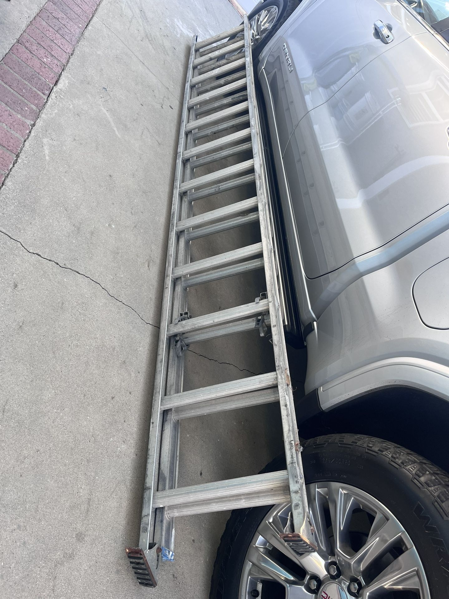 Extension Ladder Aluminum