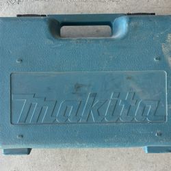 Makita Grinder - 9523NBH