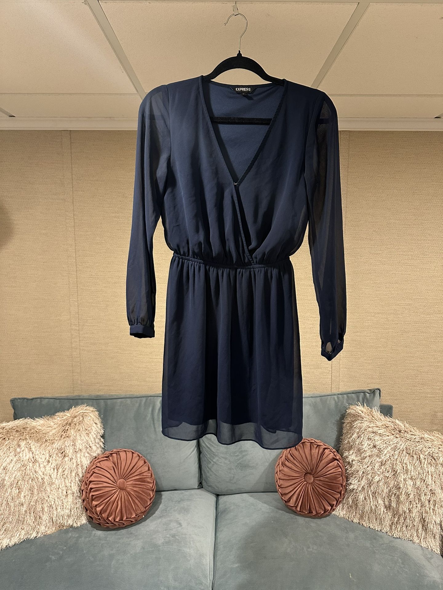 Dress casual and professional navy blue Express dress v-neck long sleeve