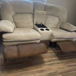 Reclinable Couches