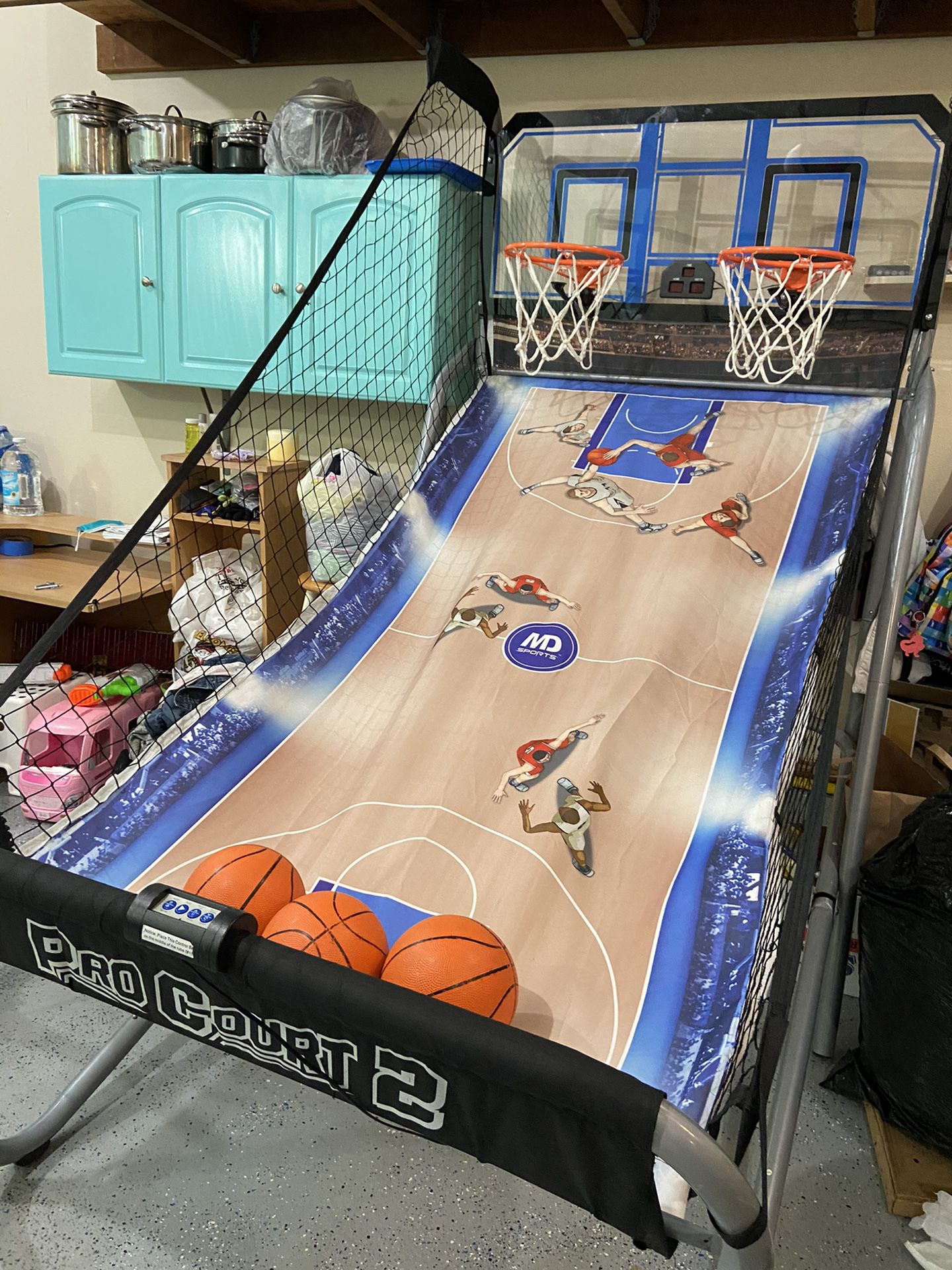 Basketball Hoop Game in good condition