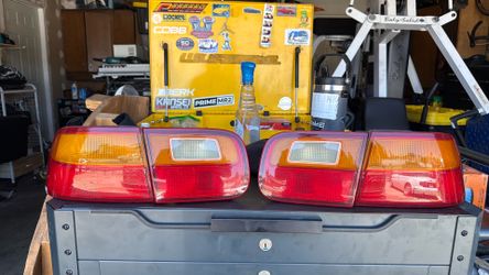 Tail lights